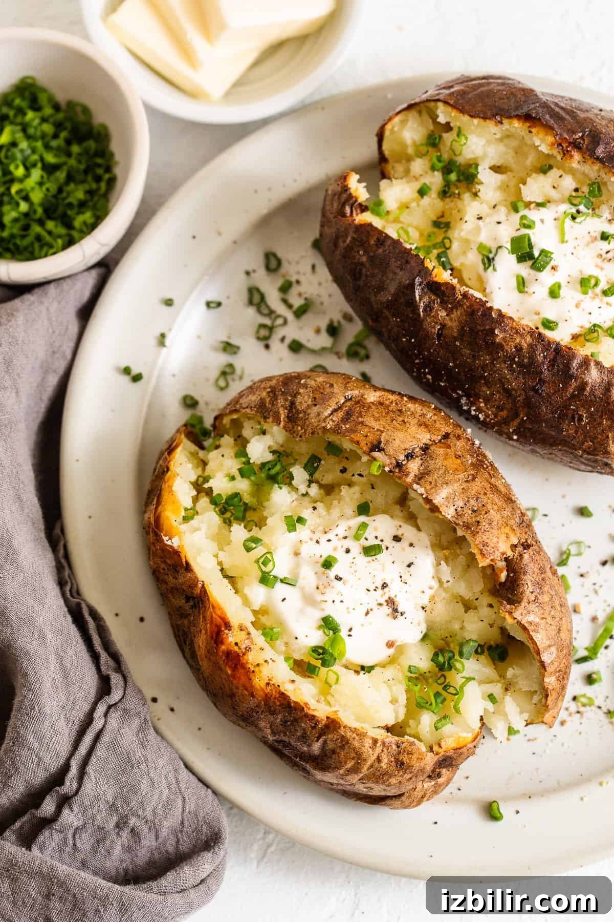 Crispy Air Fryer Baked Potatoes 2 Air fryer baked potatoes