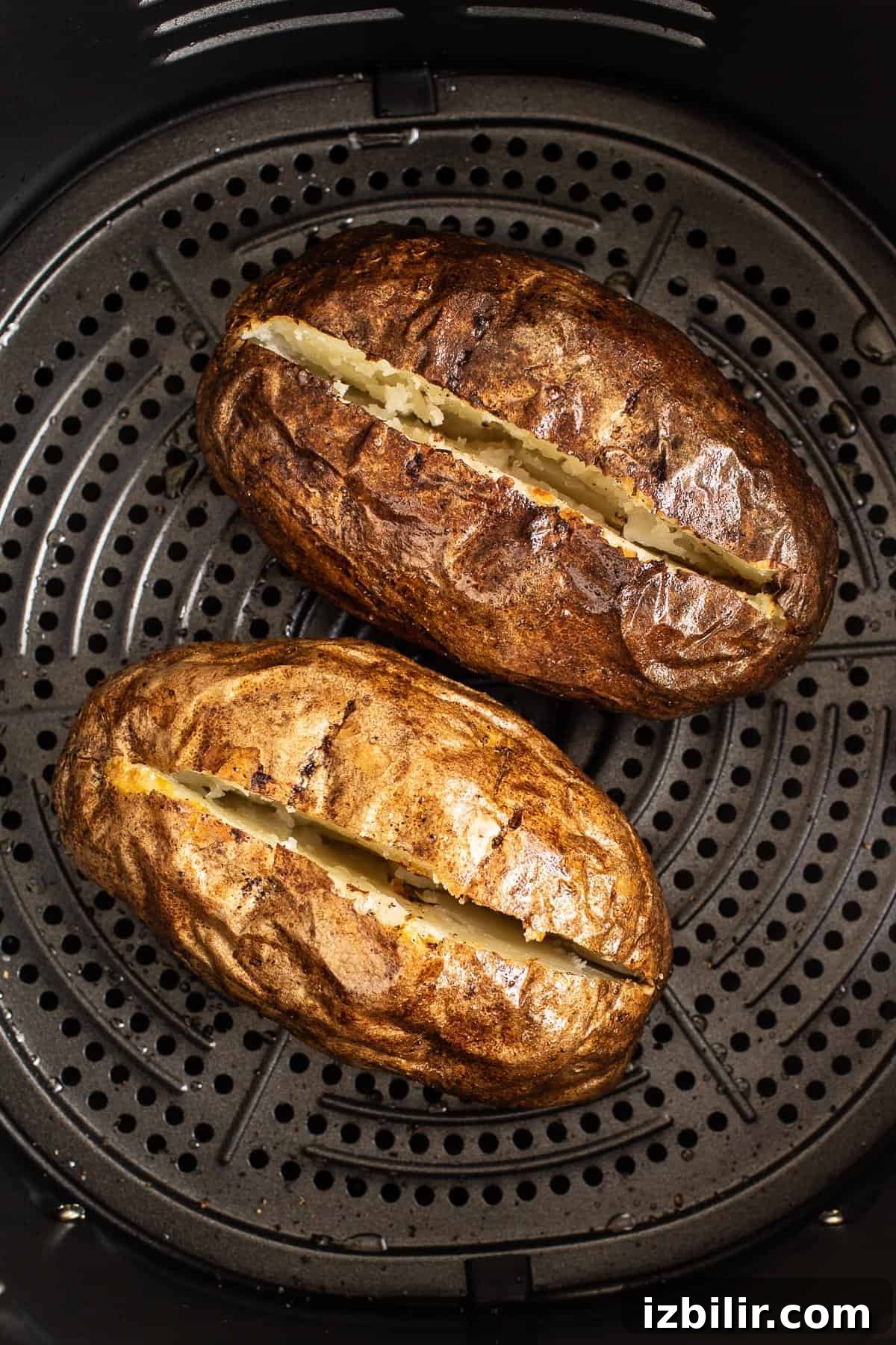 Crispy Air Fryer Baked Potatoes 4 baked potato in air fryer