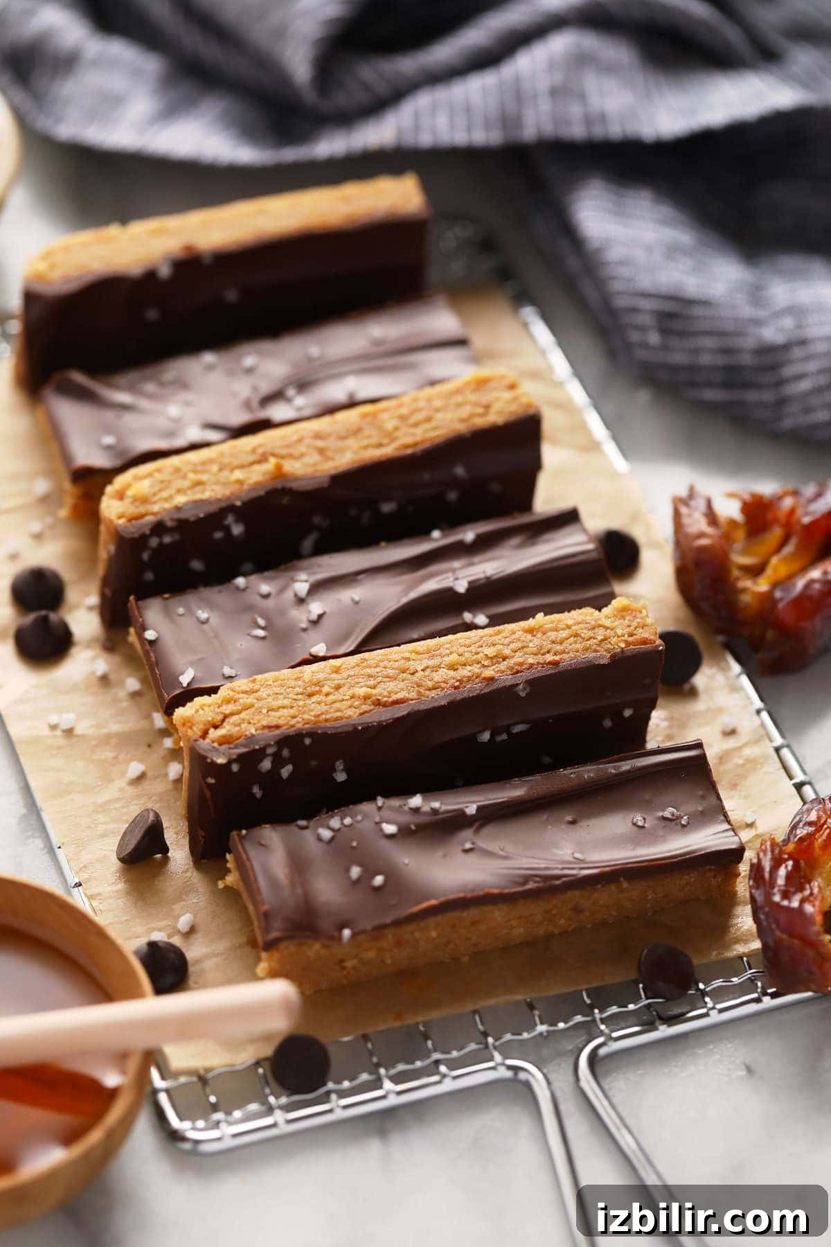 protein bars sliced