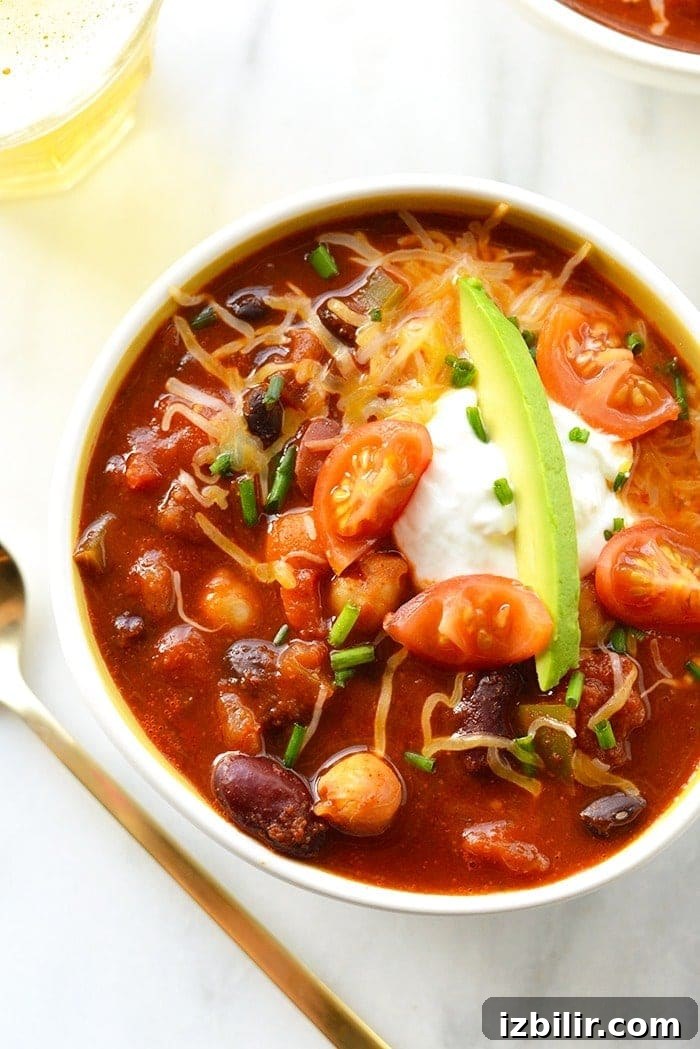 Vegetarian beer chili in a bowl Vegetarian beer chili in a bowl