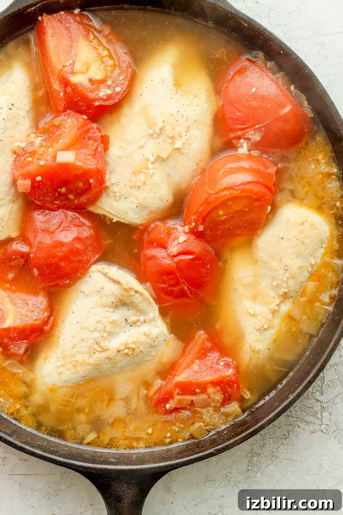 Tomatoes in a pan for tinga.