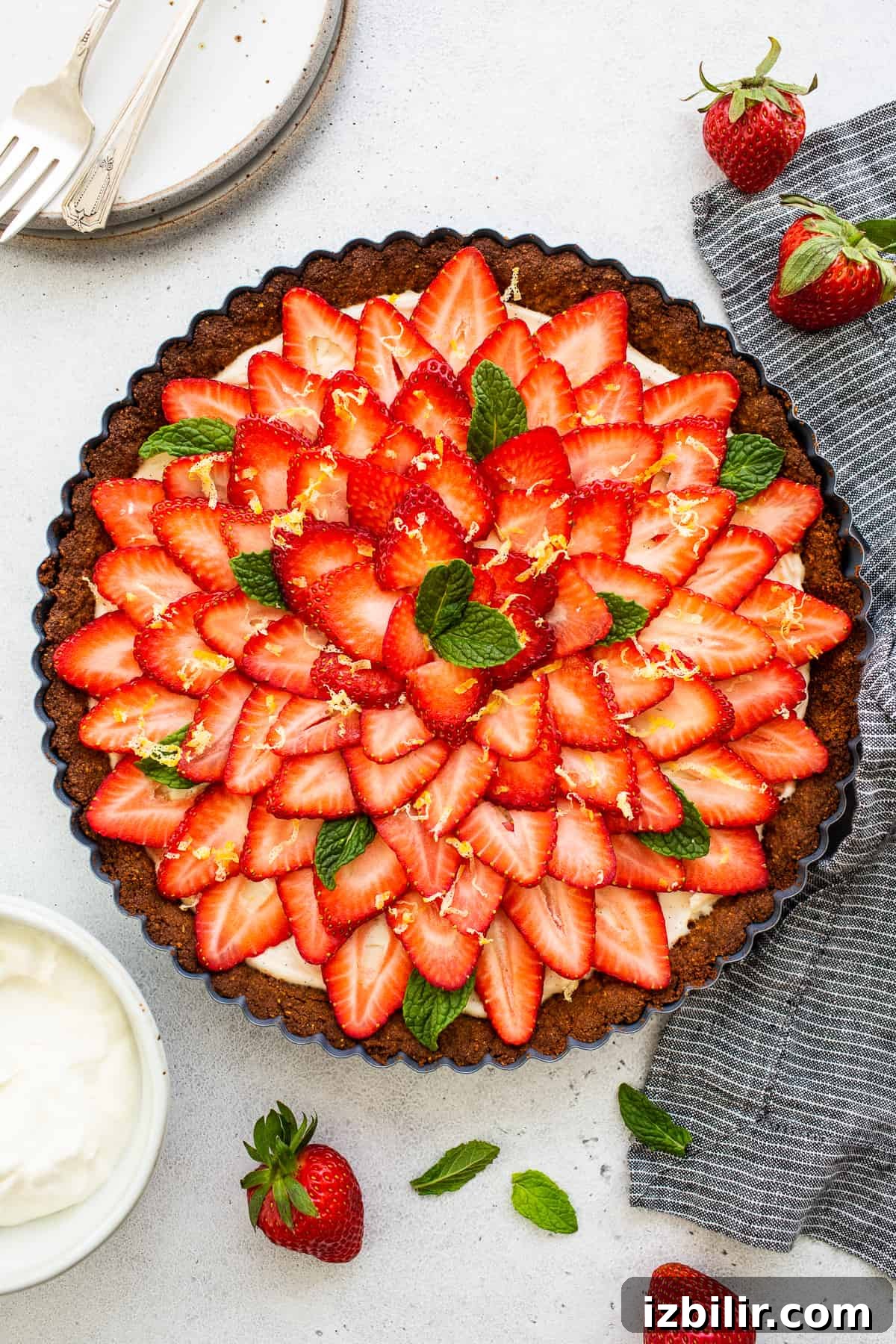 Top view of strawberry tart