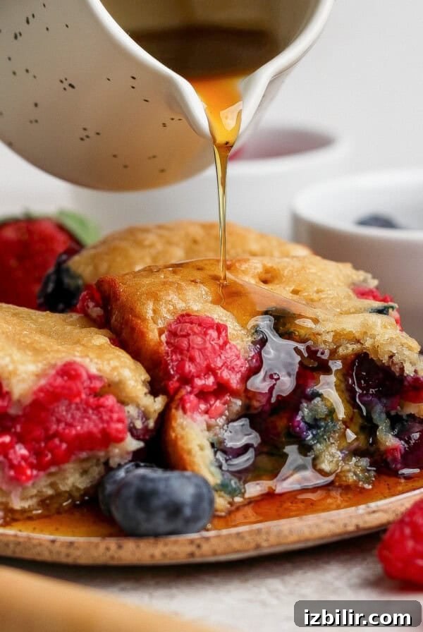 Berry pancakes with syrup