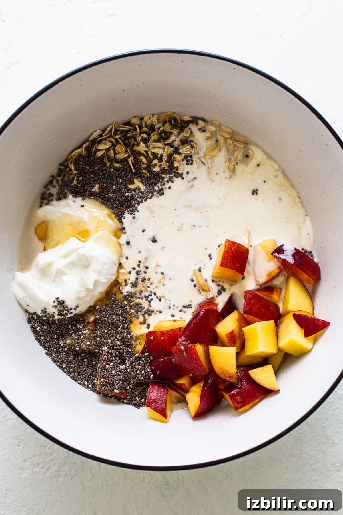 Peaches and Cream Overnight Oats Recipe 3 Close-up of peaches and overnight oats