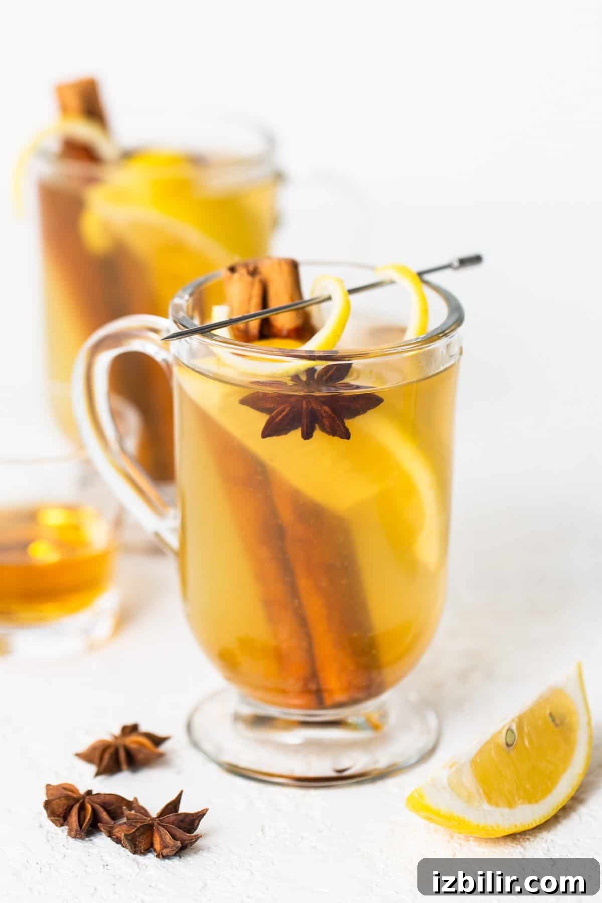 Maple Hot Toddy Recipe: Whiskey, Lemon & Warm Spices 5 A cup of mulled cider with cinnamon and star anise.