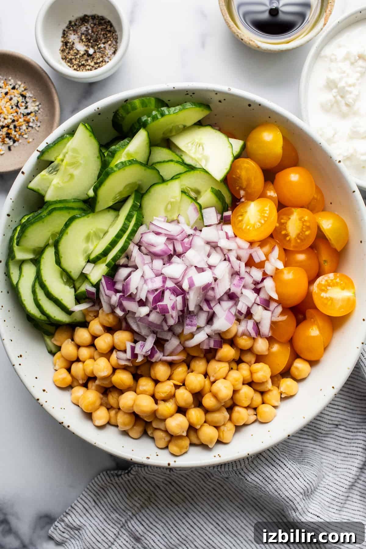 Chickpea chickpea salad.