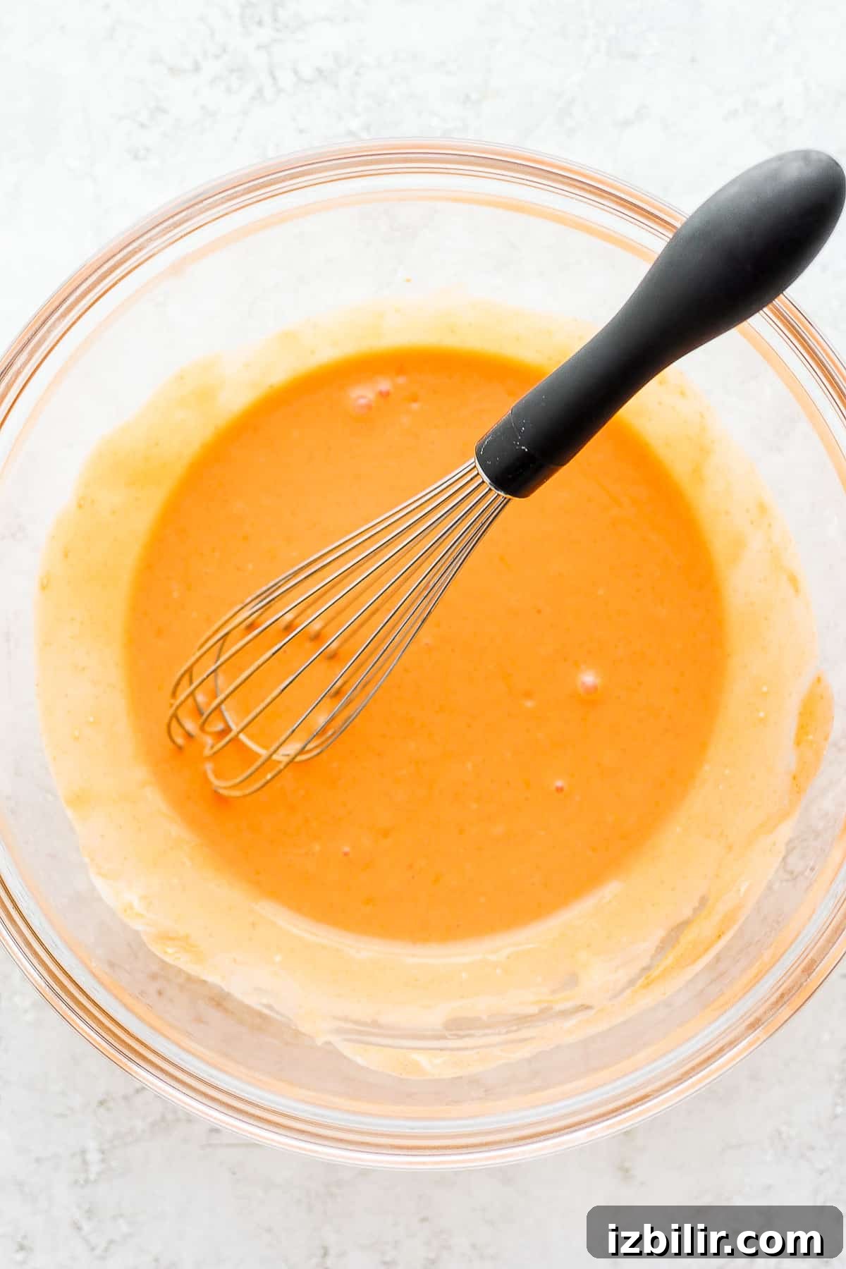 buffalo sauce in bowl