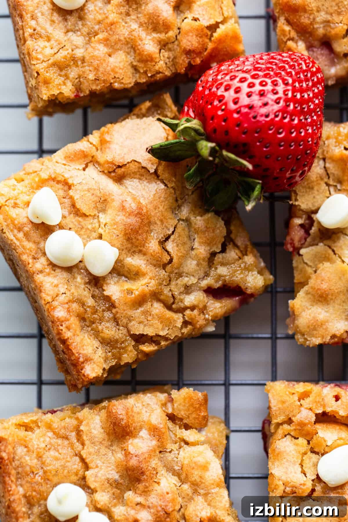 White Chocolate Strawberry Blondies Recipe 4 img 237945 3