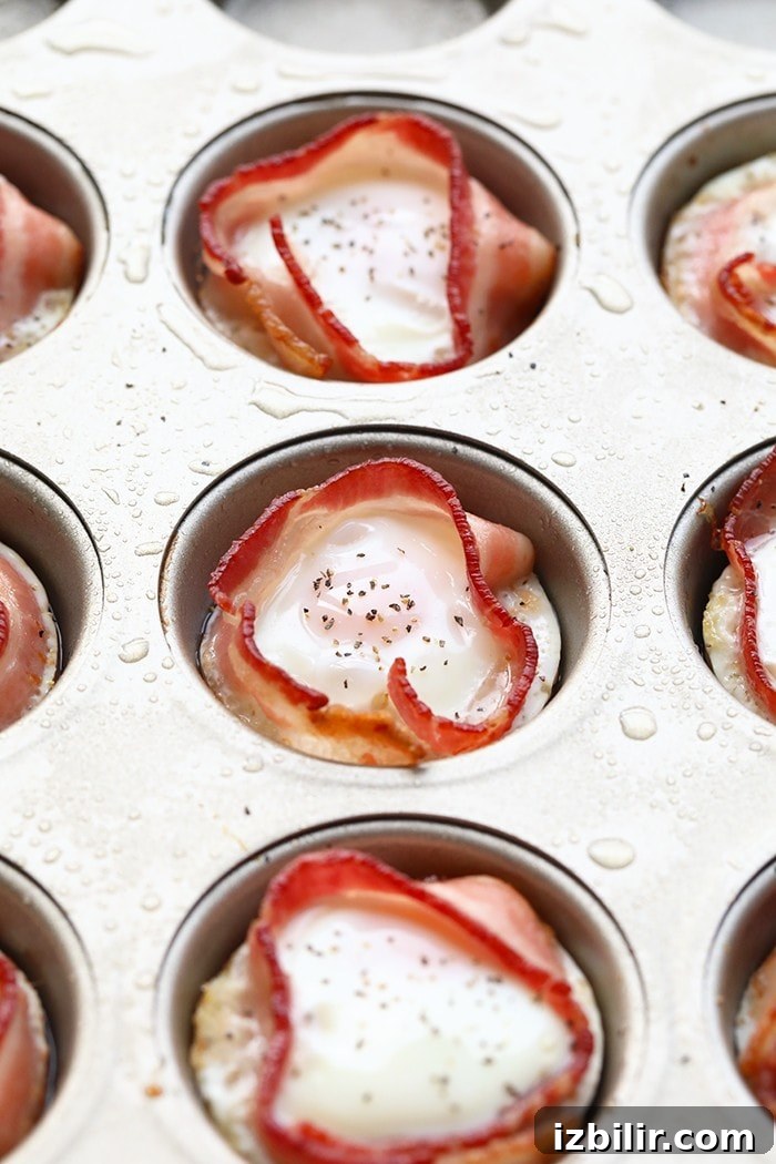 Baked eggs with bacon