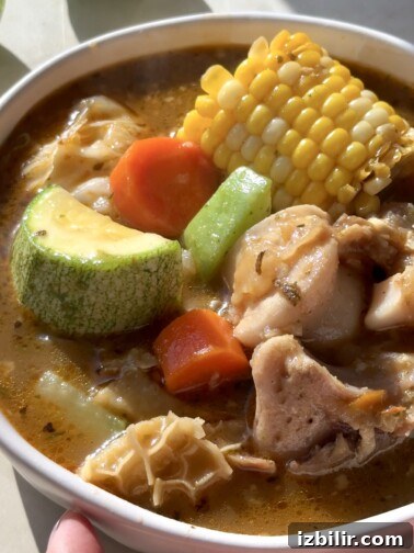 Bowl of Salvadoran Sopa de Pata with vegetables