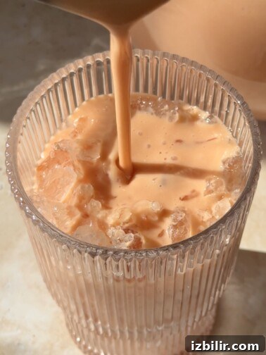 Glass pitcher of Refresco de Mamey