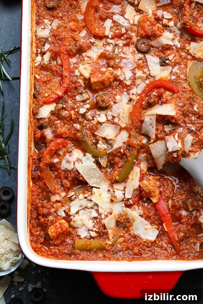 One-Pan Chicken Cacciatore Quinoa Casserole 4 Try this Meal-Prep Chicken Cacciatore Quinoa Bake for dinner this week! It has all of the delicious flavors and ingredients of traditional chicken cacciatore, but with a healthy and quick twist!
