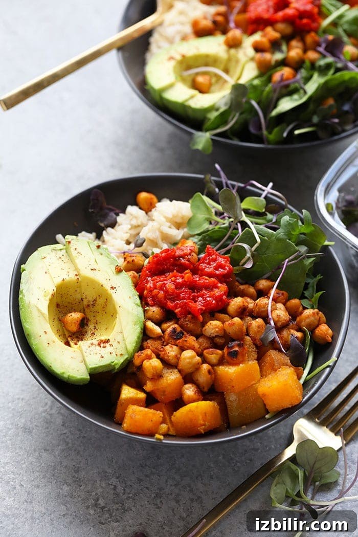 A healthy buddha bowl ready to eat