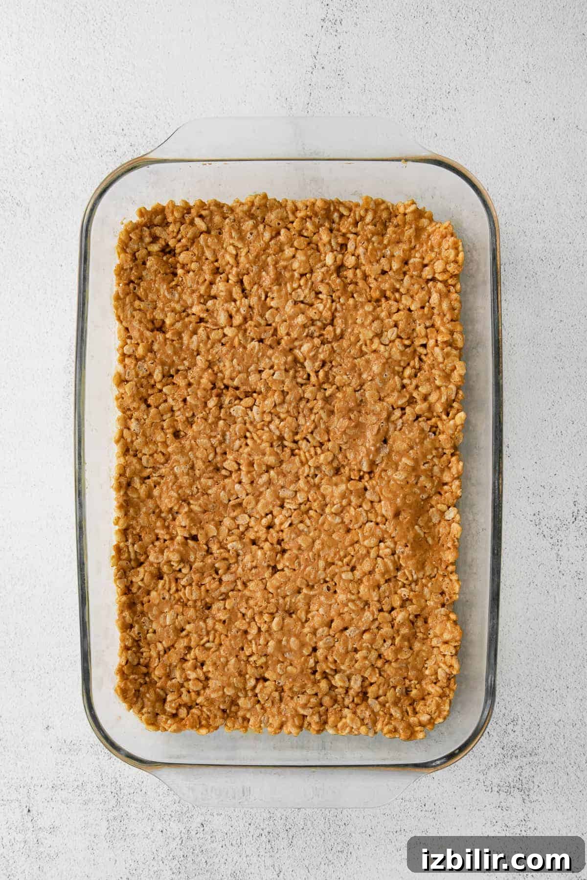 Rice crispy layer Rice crispy layer in a baking dish