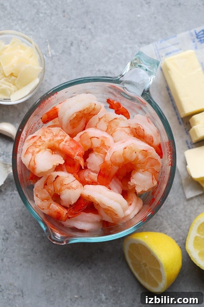 Garlic Lemon Shrimp Scampi with Asparagus 2 Asparagus and shrimp on a plate