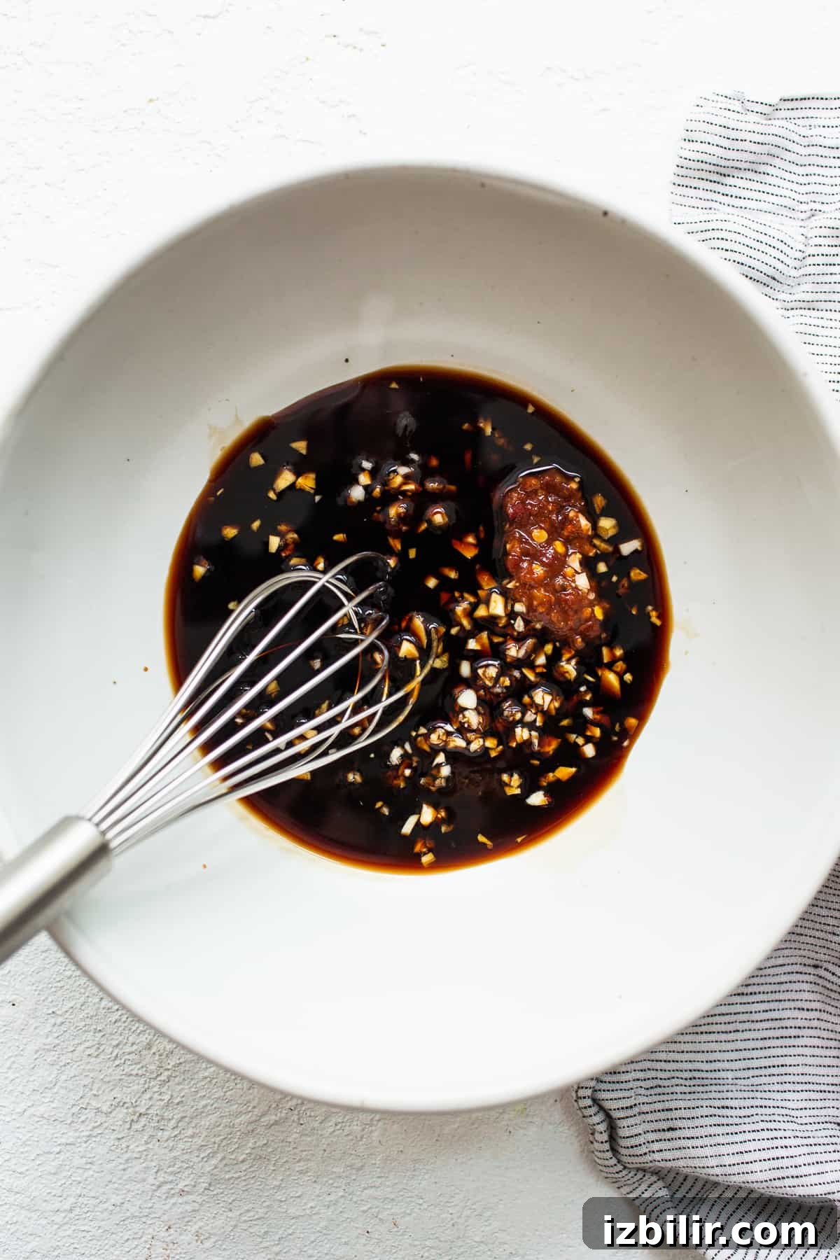Stir fry sauce sauce in small bowl.