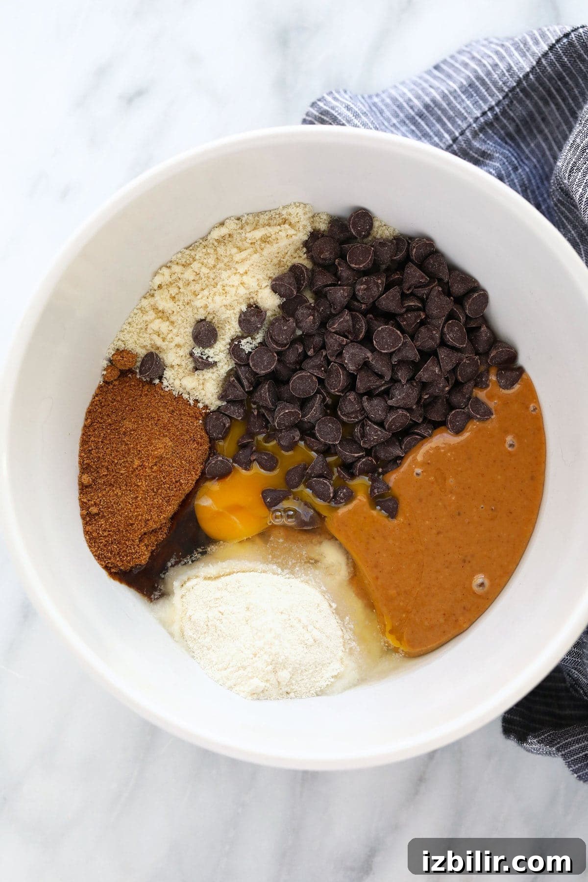 Healthy peanut butter cookie ingredients healthy peanut butter cookie ingredients in a bowl