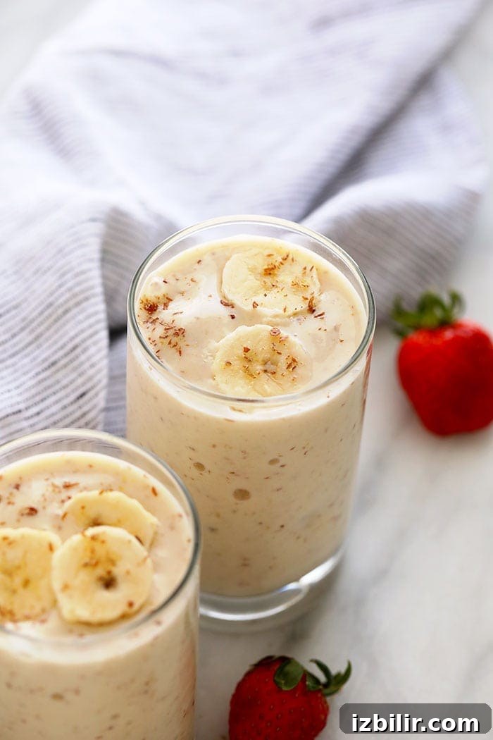 banana smoothie in a glass
