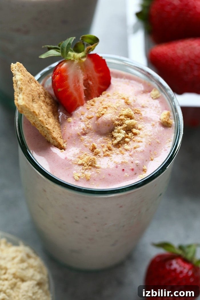 Strawberry Protein Shake Recipe for Post-Workout Recovery 5 Finished strawberry protein shake