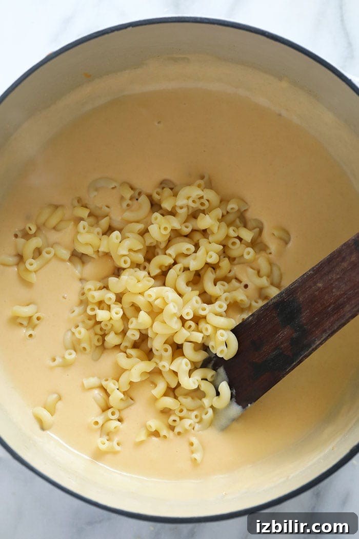Mac and cheese in a pot Mac and cheese in a dutch oven
