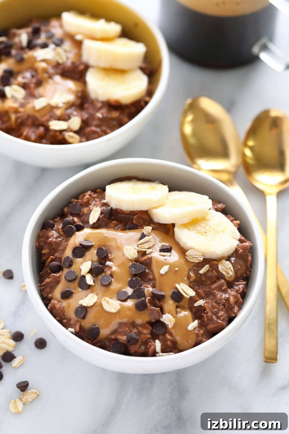 Chocolate peanut butter overnight oats in a bowl.