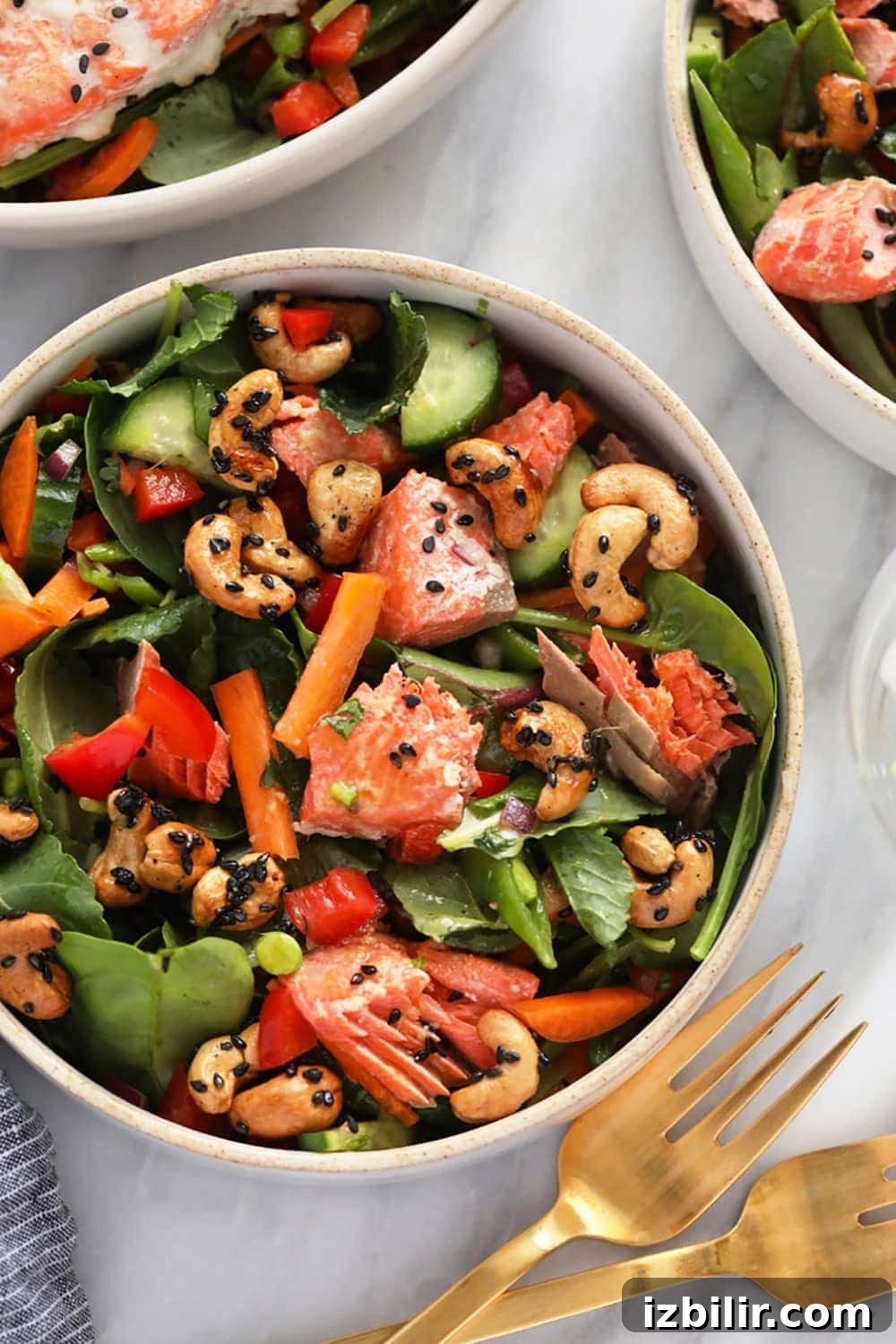 Thai salmon salad in bowl