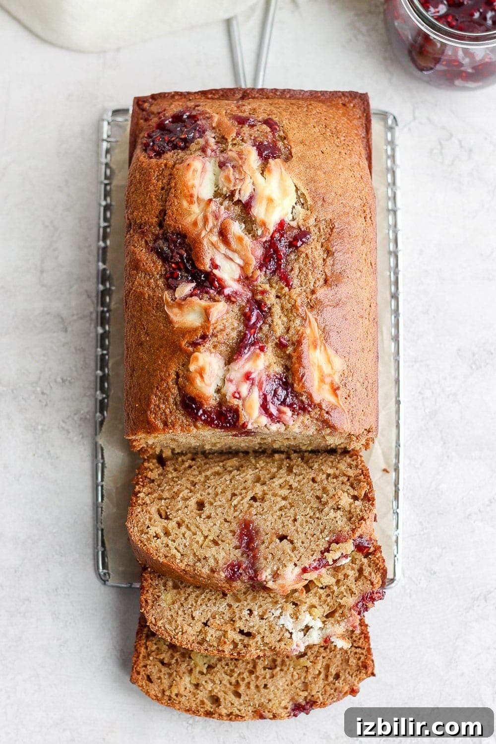 sliced lemon bread