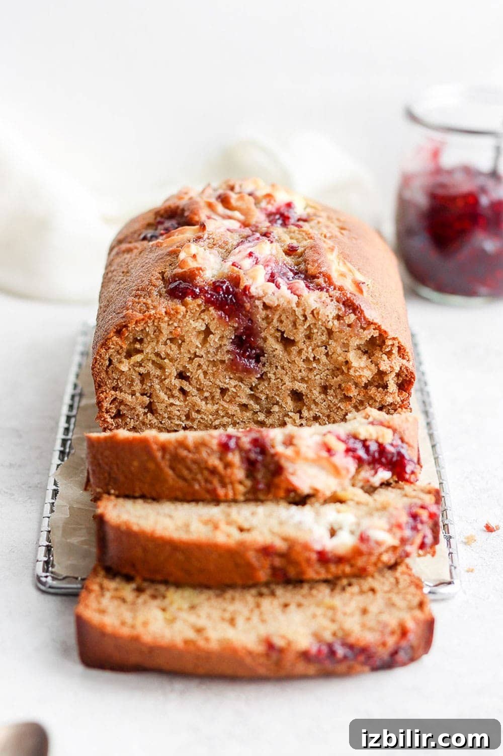 sliced lemon bread
