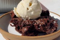 Fudgy 2-Ingredient Cottage Cheese Brownies