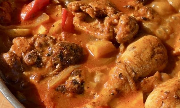 Mexican-Style Chicken with Tomatoes, Onions and Chiles